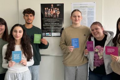 Heinz-Nixdorf-Gesamtschule 2024 - Wenn ich wieder klein bin